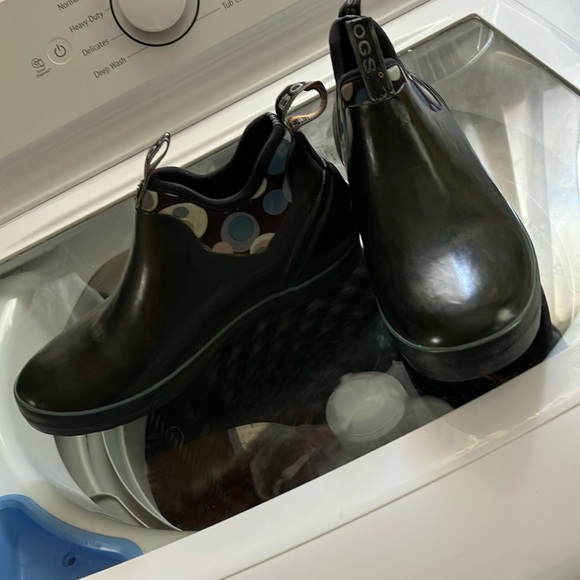 Bogs rubber ankle boots. Size 8 - Picture 1 of 12